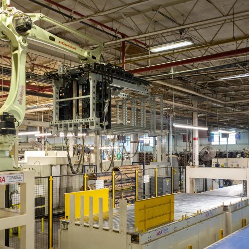 Robotic palletizer and load former equipment — detail view 2